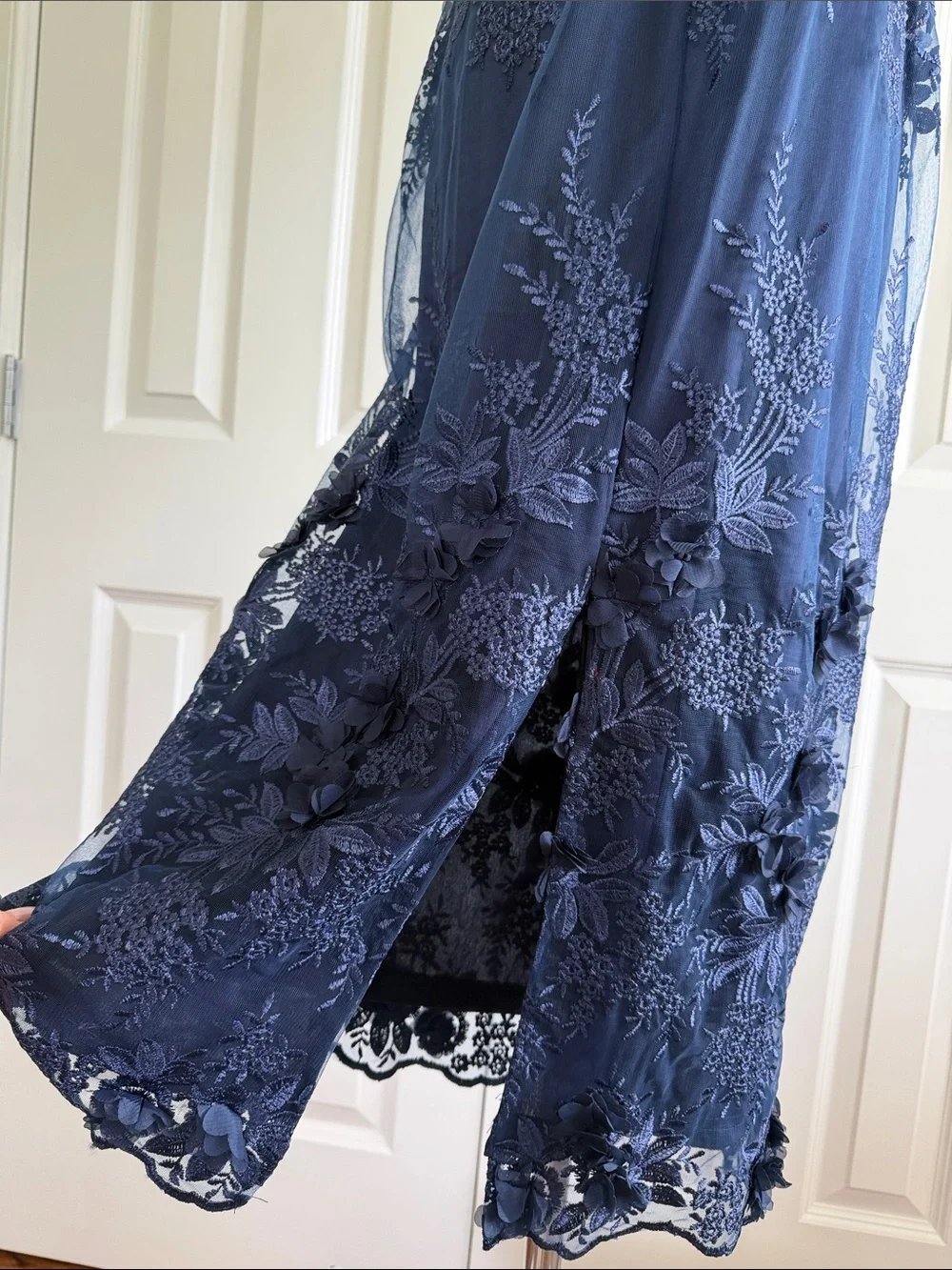 NWT Lulus Charisma Navy 3D Floral Bustier Tie Strap Wedding Guest Dress Size L - Picture 10 of 15